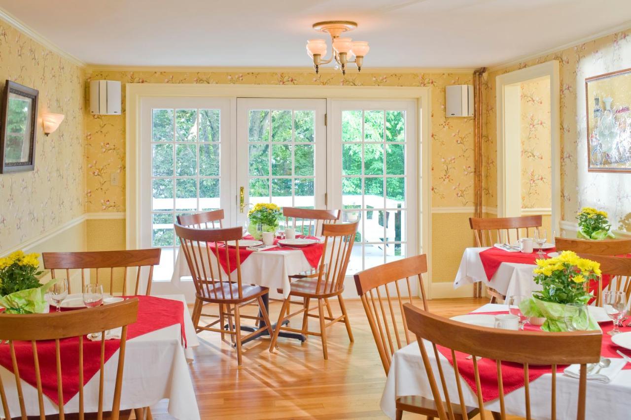 Newcastle Inn エクステリア 写真
