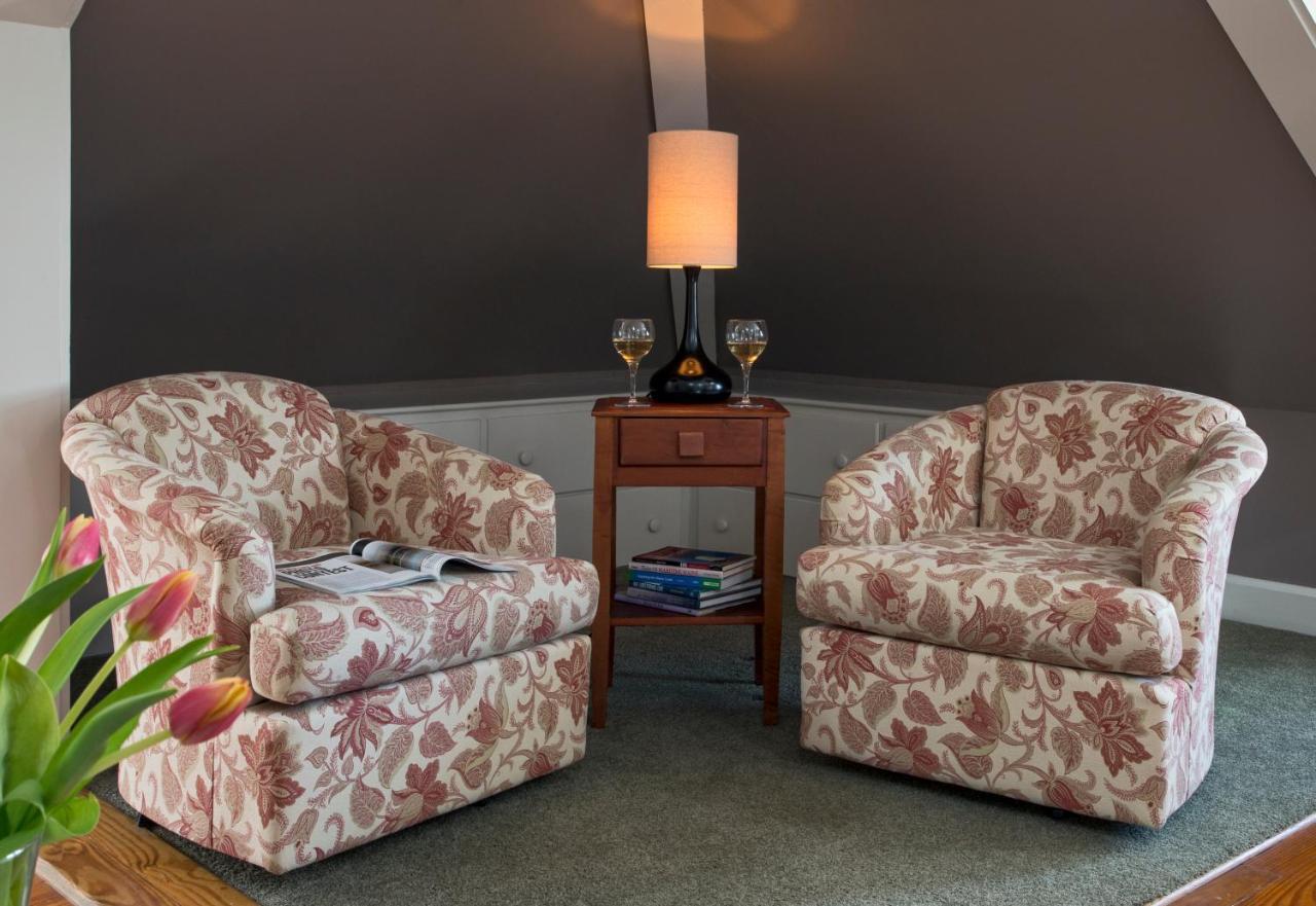Newcastle Inn エクステリア 写真