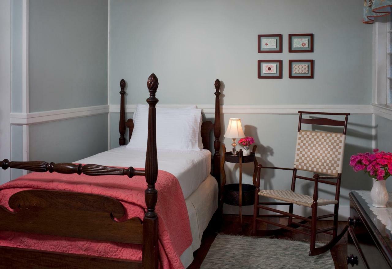 Newcastle Inn エクステリア 写真