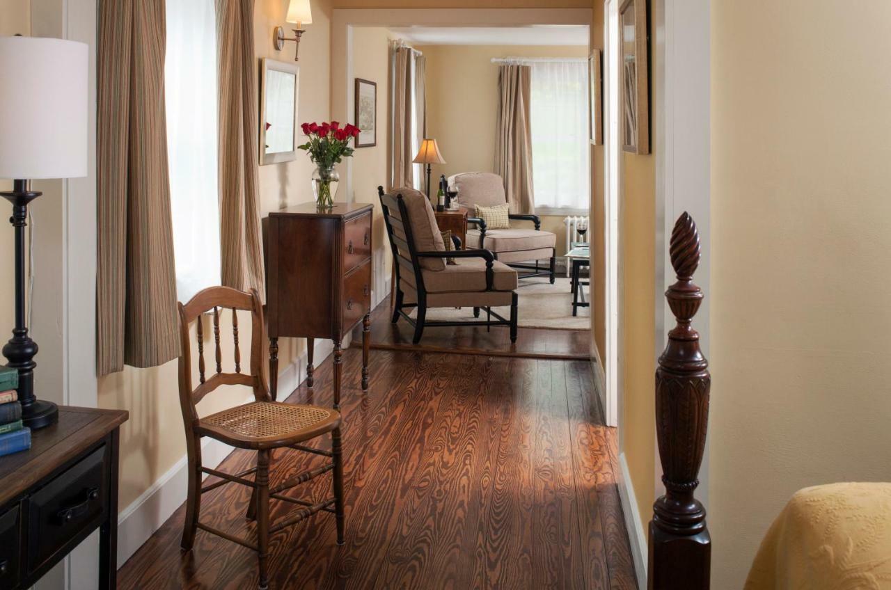 Newcastle Inn エクステリア 写真